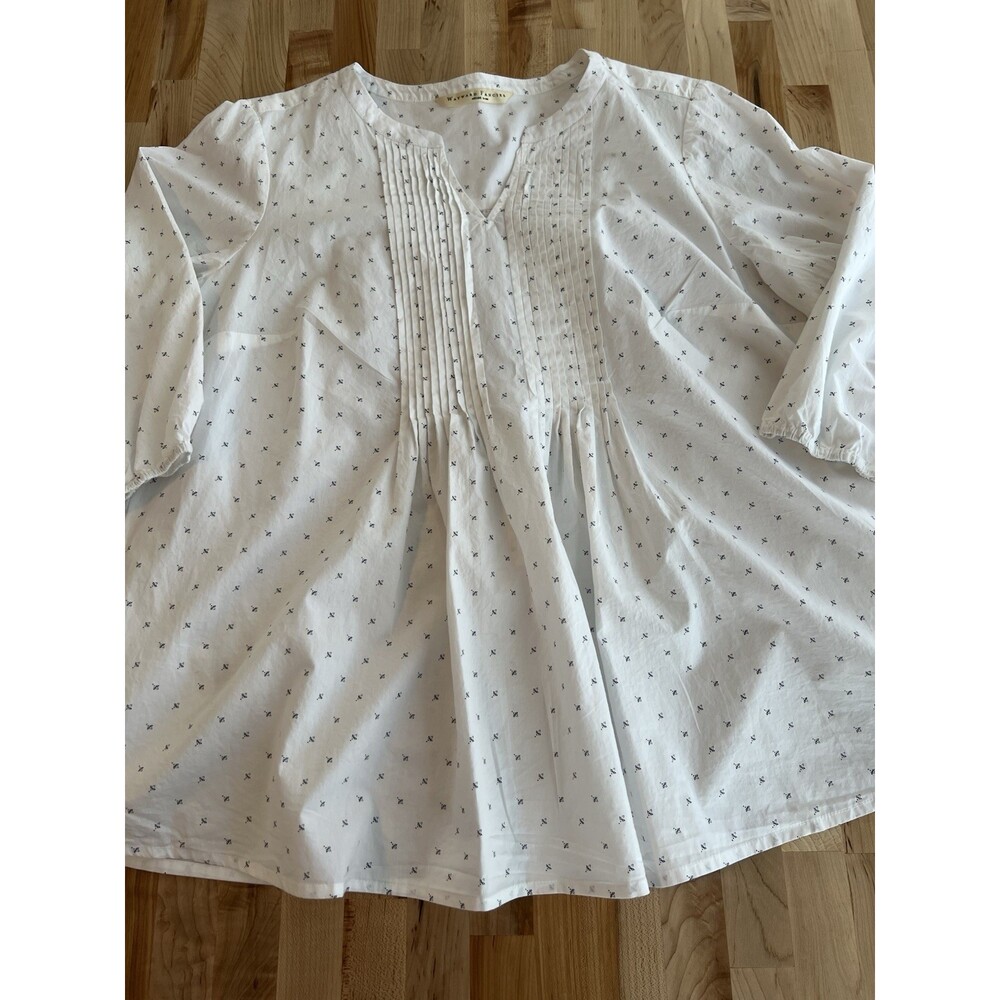 Wayward Fancies 3/4 Sleeve V-Neck Blouse Pintuck White Micro Print, 1X 18W